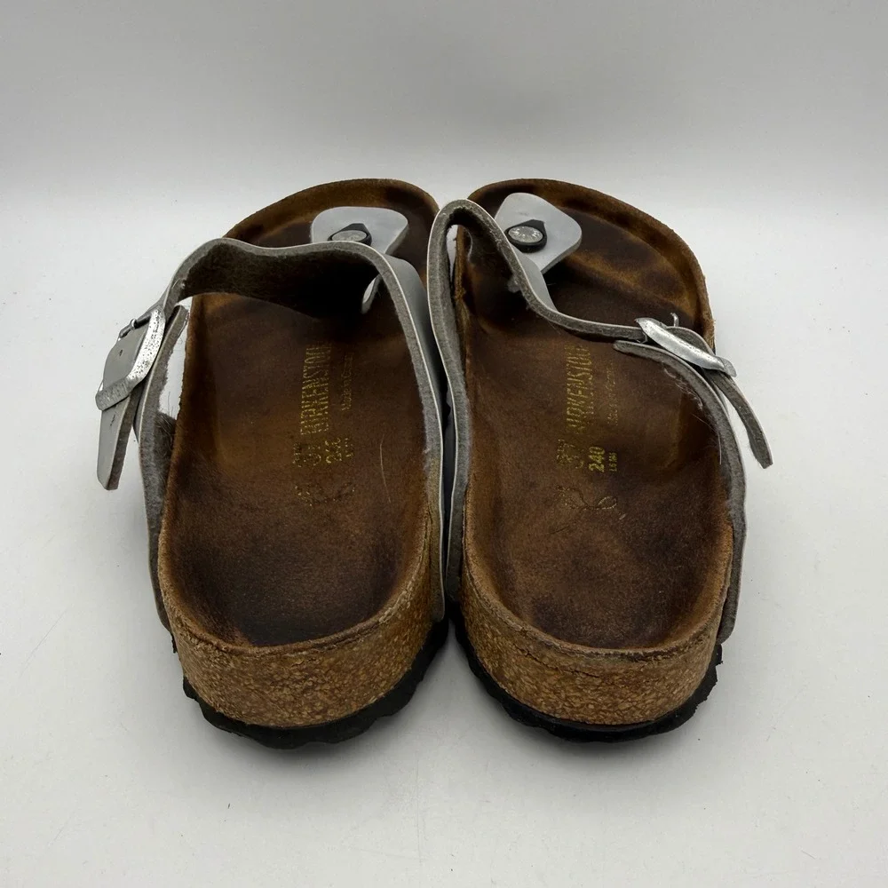 Birkenstock‎ Gizeh Sandals Womens 37 US 6 Silver Metallic Thong Cork Footbed